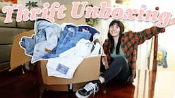 HUGE THRIFT HAUL | Fleek Vintage Wholesale Unboxing!