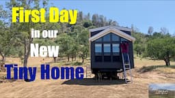 "First Day in Our New Tiny Home! 🏡 The Adventures & Challenges" #tinyhouse #tinyhome #parkmodel