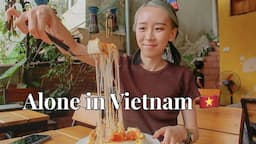 vietnam vlog 🇻🇳 what I eat in Vietnam (used tissue in food), cafe hopping in Hanoi, got lost w/o💰