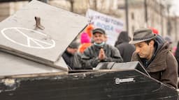 He Brought His Piano to War in Ukraine