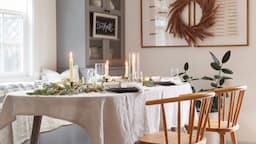 Setting Table for Dinner Party | Winter Tablescape Ideas