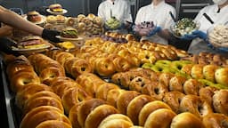 뉴욕 현지인들도 반한! 20종류 정통 뉴욕 베이글 20 Popular new york style bagels - Korean street food