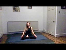 Gentle Breathing and Stretching to Still the Mind and Free the Spine (for complete beginners)