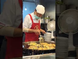 MUST TRY Michelin Star Oyster Omelette at Ning Xia Night Market #taiwan #trending #viral #shorts