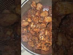 One of Ghana's  favorite street food 😋 tsofi , fried turkey tail. Get your fried yam ready 😋