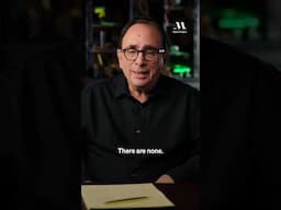 R.L. Stine's #spookyseason advice we NEED to hear 🎃 👻 #goosebumps #halloween #rlstine