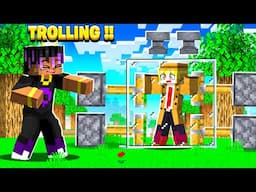 TROLLING MY BROTHER USING SCARY MINECRAFT HACKS😱