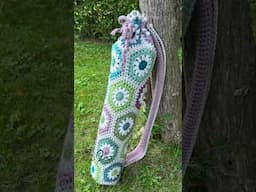 Crocheted Granny Square Yoga Bag. Full class available #crochetbag #crochetclass #grannysquare