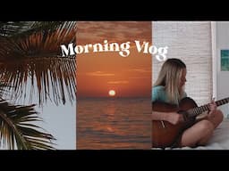 Morning Vlog! Sunrise on the beach, breakfast, and chill with me :)