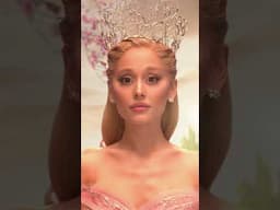 "Wicked" - Glinda Crown 6'' Shorts (Universal Pictures Portugal)