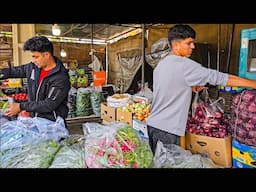 Buying fruits and food: an adventure in the city