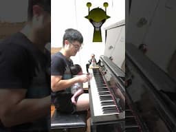 My Baby plays Sprunki Horror Simon Theme on Piano