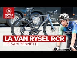 La Van Rysel RCR de Sam Bennett del equipo Decathlon AG2R