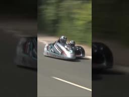 That Honda was singing 🎵 | Isle of Man TT Races #sidecars #sidecar #isleofman