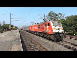 Bikaner Sealdah DURONTO EXPRESS at top speed racing with an offlink GOEL TMT Advertised BIA WAP-7!!!