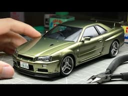 INITIAL D | Building Kozo Hoshino’s “God Foot" R34 GT-R | 1/24 Pre-Painted Model Kit | Aoshima