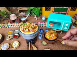 Miniature Chicken Pizza | Homemade Pizza Sauce | Pizza Recipe | Rini's Miniature |