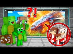 Mikey Family WATCH JJ's Family PLANE CRASH in Minecraft ! - Maizen