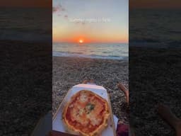 Summer Nights in Sicily ✨ Our ritual after posting a new episode was pizza & beer on the beach 🥹🍕