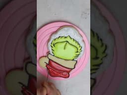 Grinch Cookie Decorating Ideas - Satisfying Cookie Decorating with Royal Icing