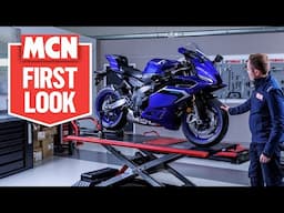 Exclusive access 🚨 Yamaha R9 sportsbike walkaround and engine start up | MCN First Look