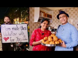 This Architect Sells His Mom’s Delicious HomeMade Vada Pav Streetside! XXL VADAPAV Bengaluru