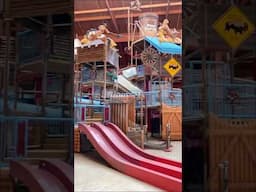 Exploring Abandoned Indoor Waterpark With Security Inside