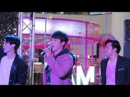 แกงส้ม Kangsom-คุณและคุณเท่านั้น (เพลงปิด) @ OneSiam One LOVE Concert at Siam Discovery