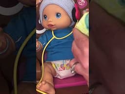 Baby alive at the doctor #babyalivedoll #babyalive #doll #wetsnwiggles