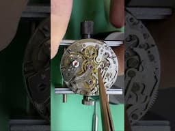 How A Mechanical Chronograph Works - Horizontal Clutch