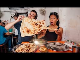 Foreigners try Insane GIANT Naan in Delhi & 10 Hours Dahl 😱 Delhi Indian Street Food