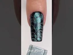 Cat Eye Nail Design 🥰 Easy Nails Art Ideas #Shorts