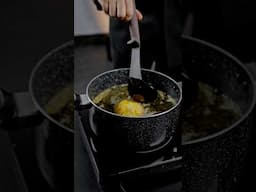 Deep frying Ice Cream