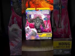 KONG w/ Battle Axe!✊🏼 #fyp #godzillaxkong #godzilla #kong  #youtubeshorts #asmr #collector