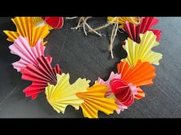 DIY fall leaf paper wreath | Maple leaf wreath | Fall wreath ideas