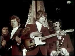 THE MOODY BLUES (1967) NIGHTS IN WHITE SATIN