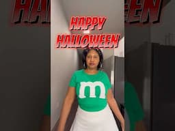 Happy Halloween #halloween #70sfashion #greenmm