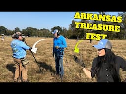 Metal Detecting Arkansas field with Thousands of Dollars buried in it!