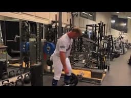 Pete Alonso deadlifts before his homerun derby round🤡🤦‍♂️