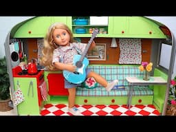 Doll's RV vacation revealed! Play Dolls