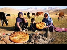 Shepherd Mother Cooking Tradational Unleavened Bread | Shepherd life | Village life in Afghanistan