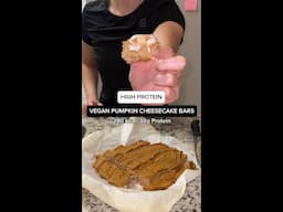 High Protein Vegan Pumpkin Cheesecake Bars IG: samileigh.fit #macros #mealprep #recipes #dessert