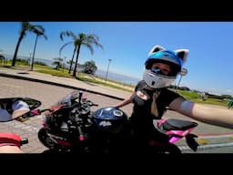 Brazilian girl on ZX6R shows me her city