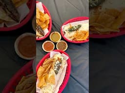 Así se hacen los burritos en Chihuahua          📍Burrito Montado, Phoenix