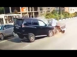 Insane Car Crash Compilation 2023: Ultimate Idiots in Cars Caught on Camera #108