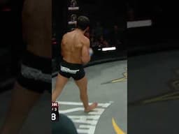 Dantas literally RAN after Reis with this flying knee KO! 🦵 #MMA #Bellator #Shorts