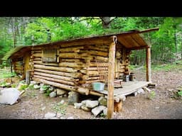 Building With recycled And Scarp Wood. Off-Grid Log Cabin.