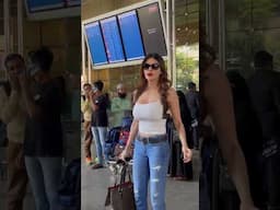 Sherlyn Chopra Spotted At Mumbai Airport