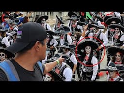 El mejor desfile de Mexico fue inventado por los Gringos. POSAN COMO MEXICANOS.