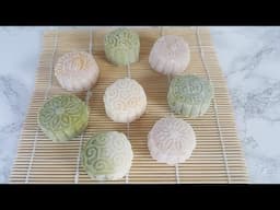 ♡Snowskin Custard Mooncakes recipe♡ (Matcha & strawberry mooncakes with egg-yolk custard filling)